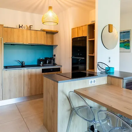 Appartement La Clé Terrasse, Proche Port,centre, Parking,clim