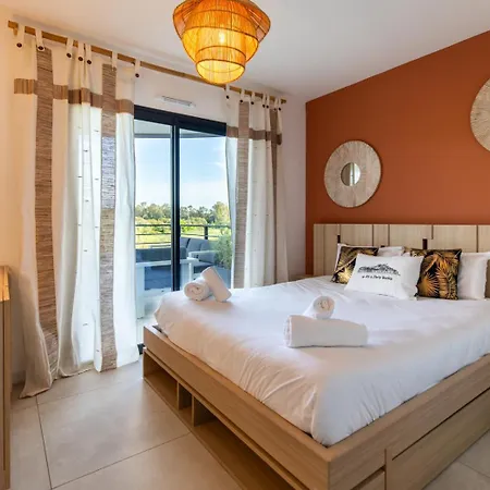 La Clé Terrasse, Proche Port,centre, Parking,clim