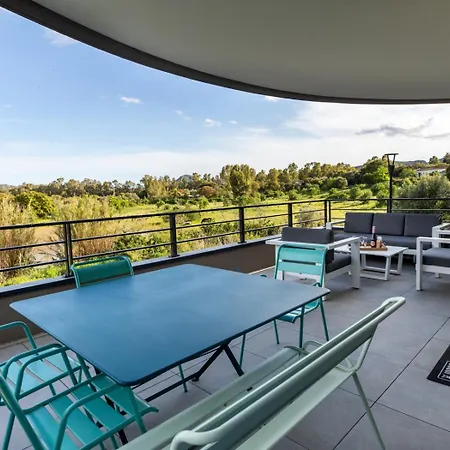 La Clé Terrasse, Proche Port,centre, Parking,clim * Porto Vecchio